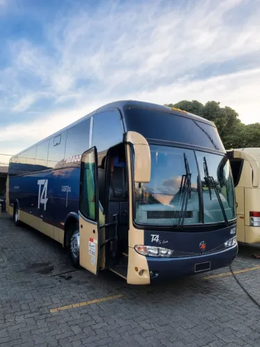 Ônibus Paradiso G6 1200 executivo 2º dono