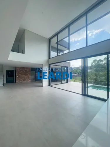 CASA EM CONDOMÍNIO - CAMPOS DO CONDE - SP