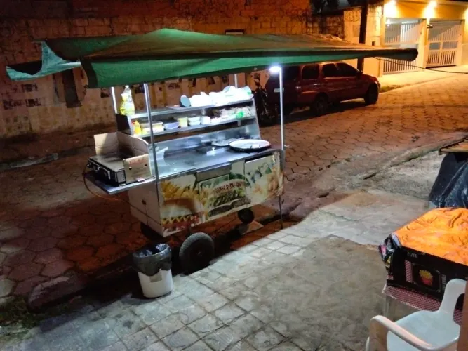 Vendo carrinho de lanche 