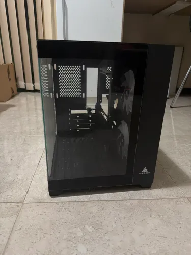 Gabinete Gamer Mid-Tower 2 fans ja instaladas