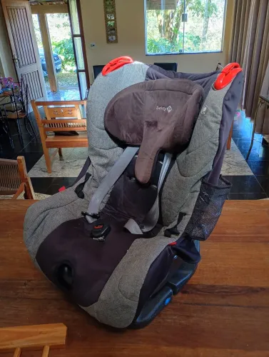 Cadeirinha segurança carro safety