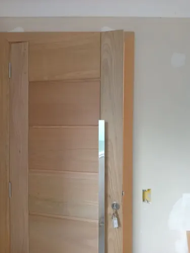 Carpinteiro, Instalação de portas, telhados, escadas, casas de madeira, carpintaria 