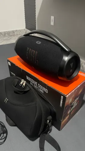 JBL bombox 3