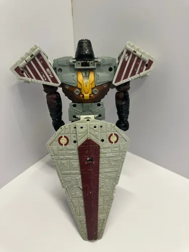 Boneco transformers top