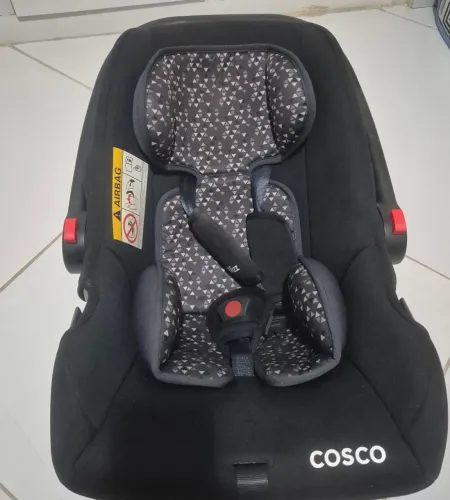 Vendo Bebê Conforto Cosco