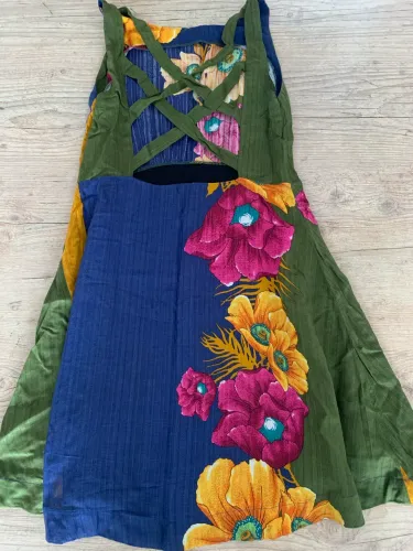 Roupas farm P