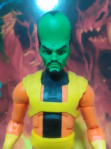 LIDER MARVEL LEGENDS 