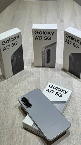 Samsung Galaxy A17 5g Com la, 128gb, 4gb Ram, Câm De 50mp, Tela De 6.7 , Nfc, Ip54