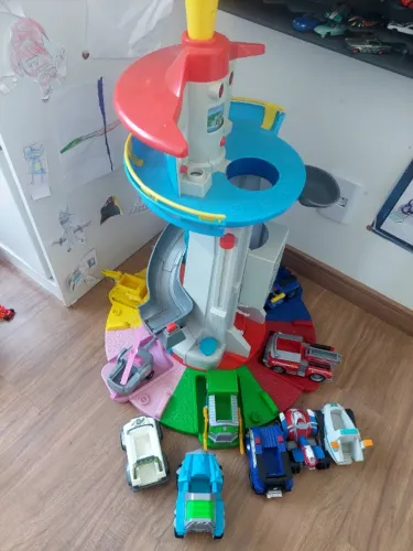 Patrulha canina,  itens originais! Torre, veículos e bonecos 