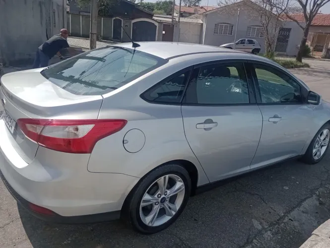 Ford Focus Sedan 2.0 16v/2.0 16V Flex 4P Aut. 2014
