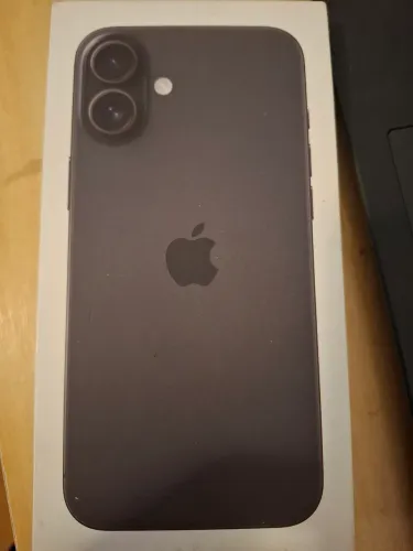 iPhone 16 Plus 