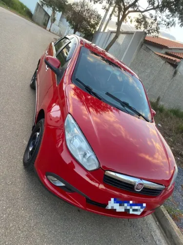 Fiat Grand Siena Attrac. 1.4 EVO F.flex 8V 2013