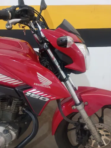 CG Titan 160 série especial abaixo da tabela FIPE 22 vezes no cartão troca o carro ou moto