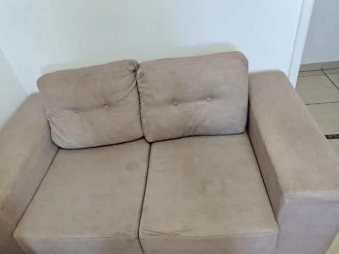 Sofá 2 lugares