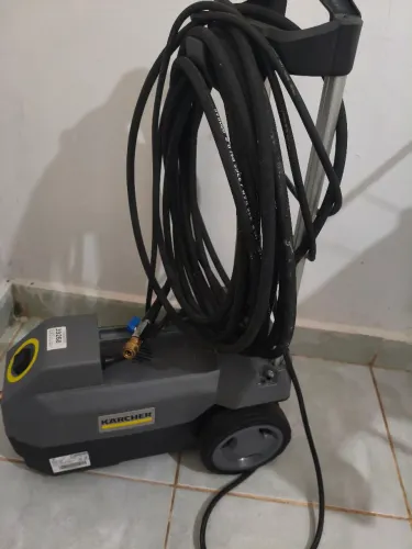 Lavadora jato de água Karcher hd185