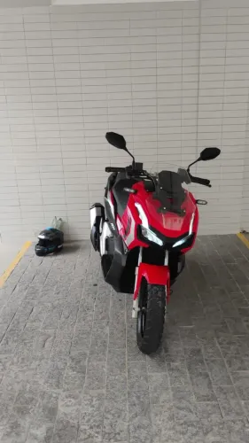 Moto adv 2023