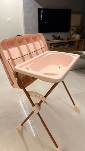 Banheira com trocador infantil menina