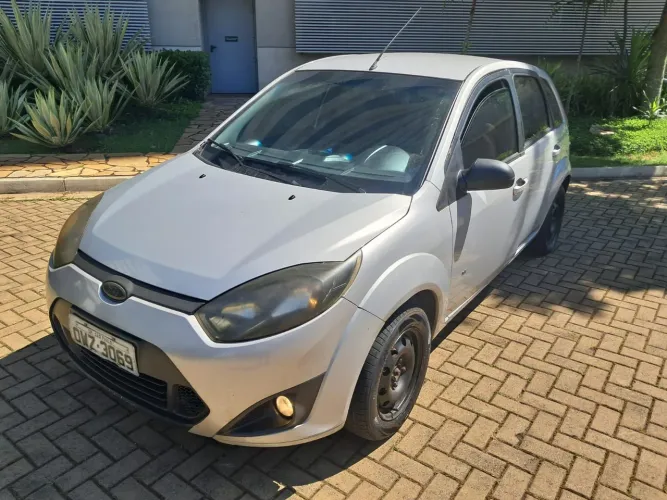 Ford Fiesta S 1.0 8V Flex 5P 2014
