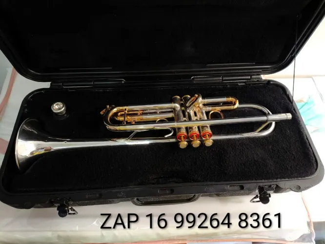 Trompete Vincent Bach TR300 RARIDADE (ORIGINAL)