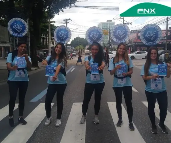 Equipe de Panfletagem com Mochiladoor Barra Recreio Vargens