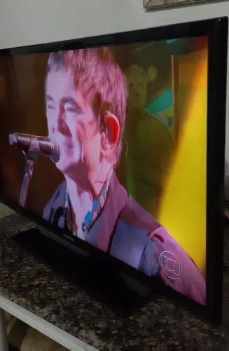 TV Samsung 32 polegadas LED, em perfeito estado tudo funcionando perfeitamente valor. 500,