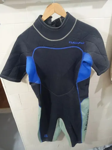 Roupa mergulho