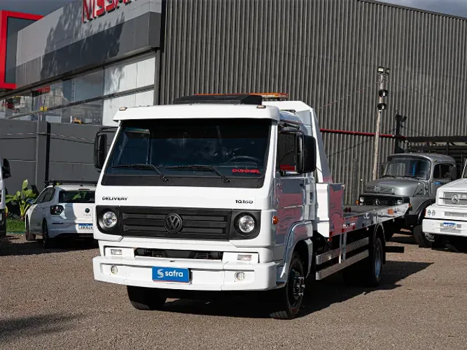 Volkswagen 10.160 Delivery 4x2 2013 Plataforma