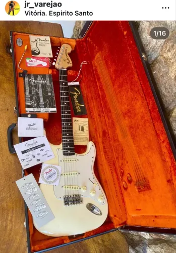 Guitarra Fender Stratocaster FSR American Vintage ?70s Stratocaster Nitro