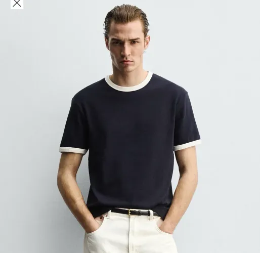 Camiseta rib contraste básica da Zara azul