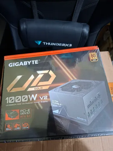 FONTE GIGABYTE UD1000GM PG5 1000W, 80 PLUS GOLD, MODULAR, PFC ATIVO, LACRADA!