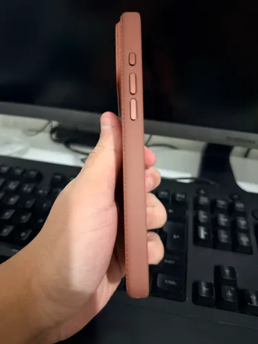 Vendo capa techwoven sienna iPhone 17 pro max 