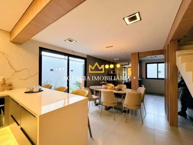 Sobrado com 2 dormitórios à venda, 86 m² por R$ 980.000,00 - São Vicente - Itajaí/SC