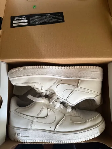 Tenis nike AIR FORCE 1 LE ORIGINAL