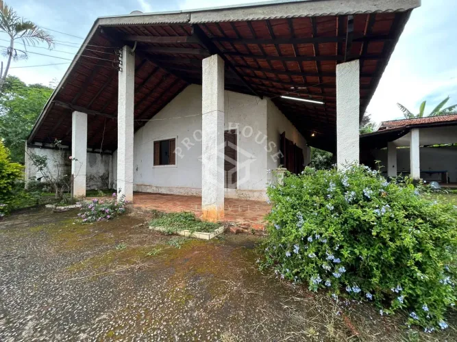 Chácara à venda no Condomínio Sol Nascente nos Pires em Limeira-SP