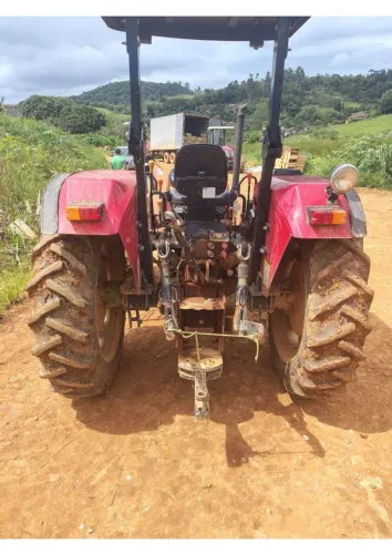 trator Yanmar Solis 75  461 horas