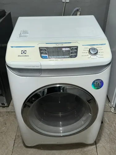 Lava e seca Electrolux 