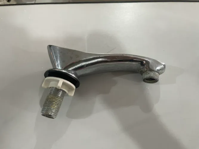 Torneira Bancada Metal Cromada