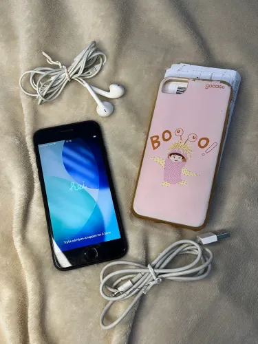 iPhone SE 2020 usado