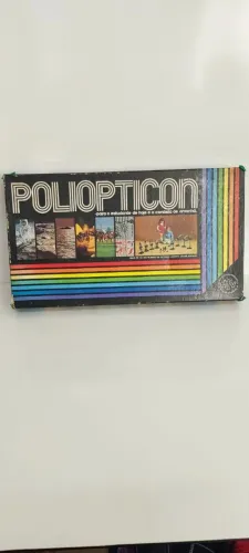 Poliopticon em ótimo estado faltando apenas uma peça