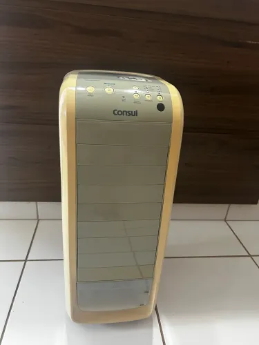 Climatizador e Umidificador de Ar Consul Bem Estar  com controle remoto - Excelente Estado