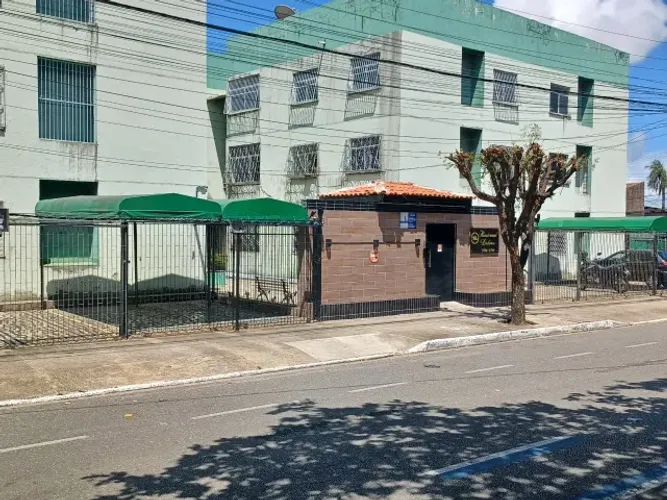 APT 039, Parquelândia, Condomínio Residencial Linhares com 03 quartos, 02 banheiros