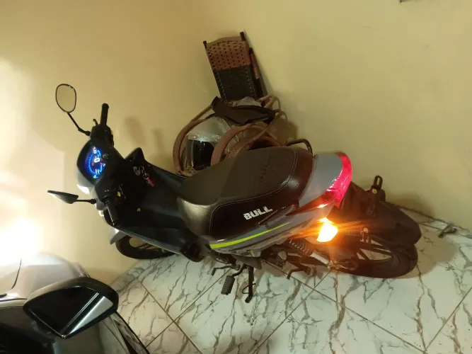 Vendo uma moto nova,moto de garagem 