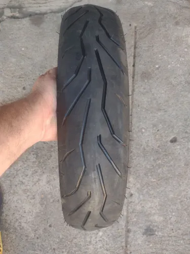 Pneu dianteiro Pirelli diablo Rosso serve na fazer Twister cb300