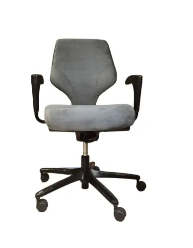 Cadeira Giroflex Clássica Ergonômica - Estofado Novo e Mecânica 100%