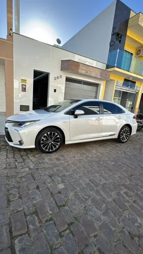 Toyota Corolla Altis Prem. Hybrid 1.8 Flex AUT 2025