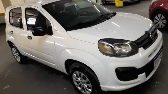 Fiat Uno Attractive 1.0 EVO Fire Flex 8V 5P 2021