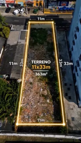 TERRENO NO PARQUE 10, 11X33 (363M2), PROX. AO DB, AV TANCREDO NEVES