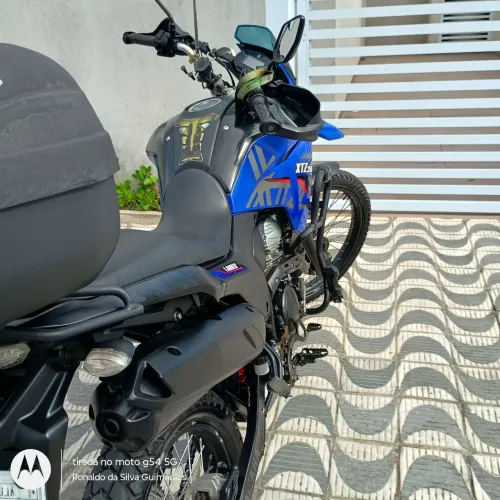 XTZ 250 LANDER