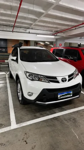 Toyota RAV4 2.0 4X4 16V Aut. 2014