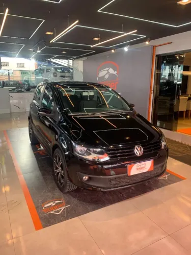 Volkswagen Fox 1.0 MI Total Flex 8V 5P 2014
